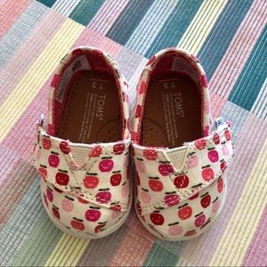 Tiny Toms Apple Slip Ons